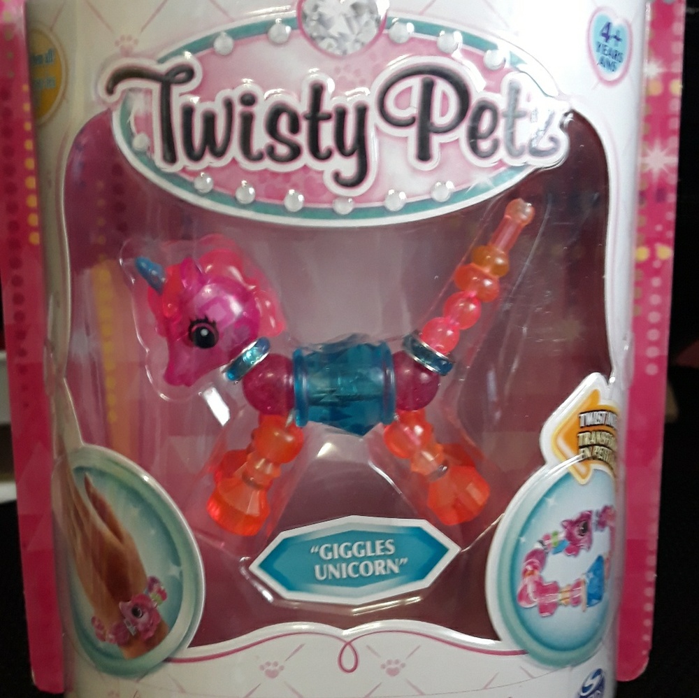 Giggles unicorn twisty pets